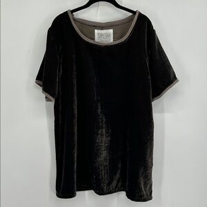 Kyla Seo Crushed Red Velvet Short Sleeve Top Size Large